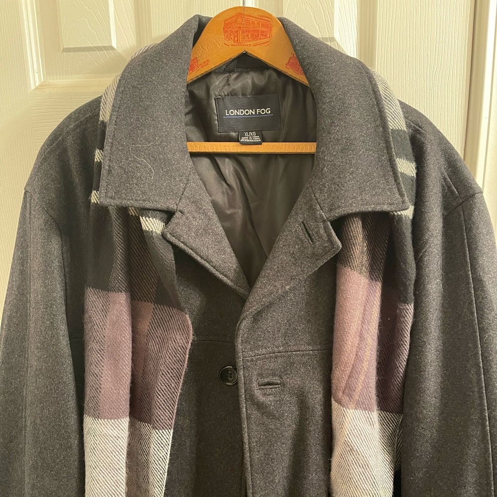 Mens London Fog XL Pea coat w/Scarf